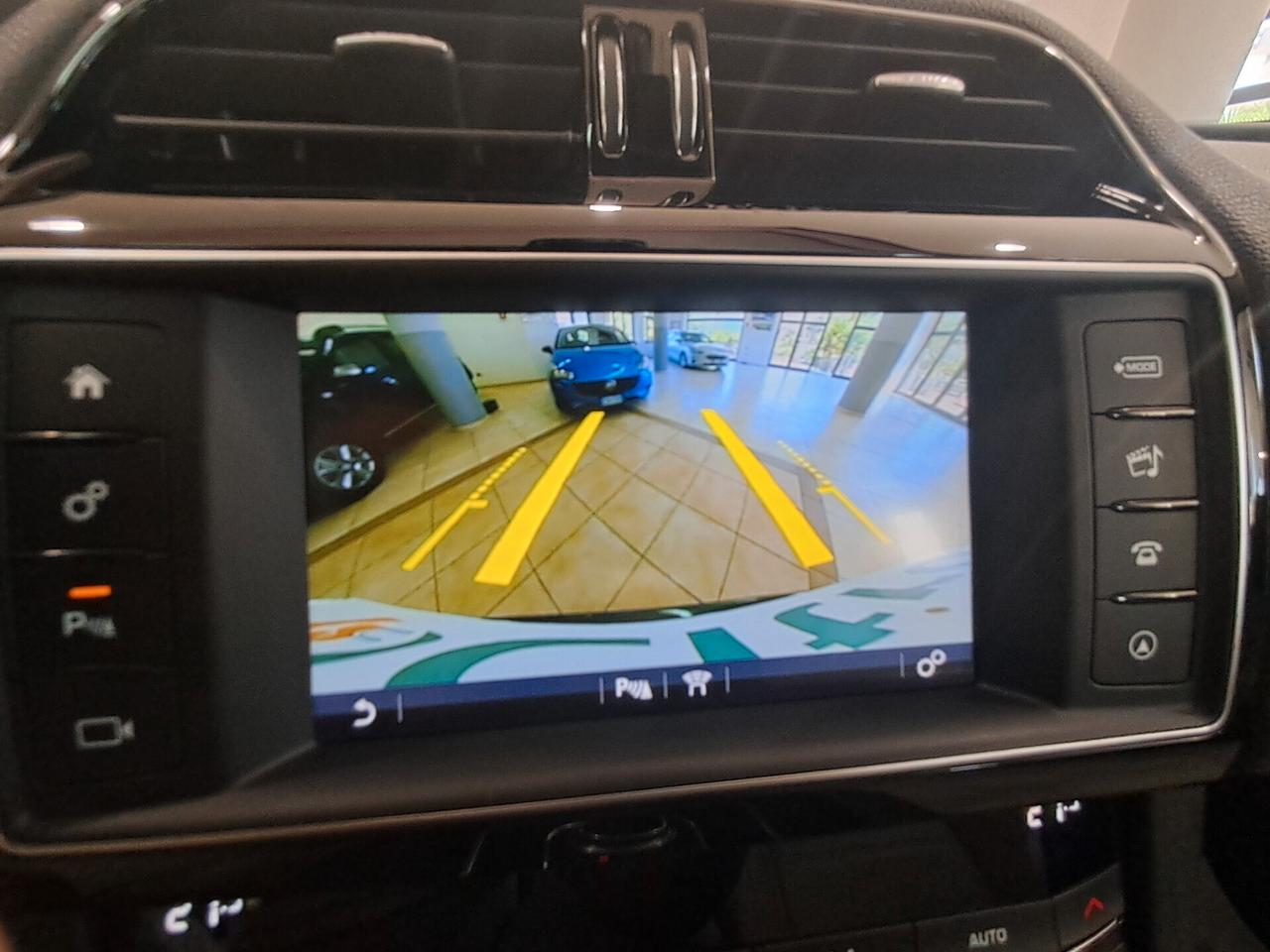 Jaguar F-Pace 2.0 D 180 CV AWD Prestige