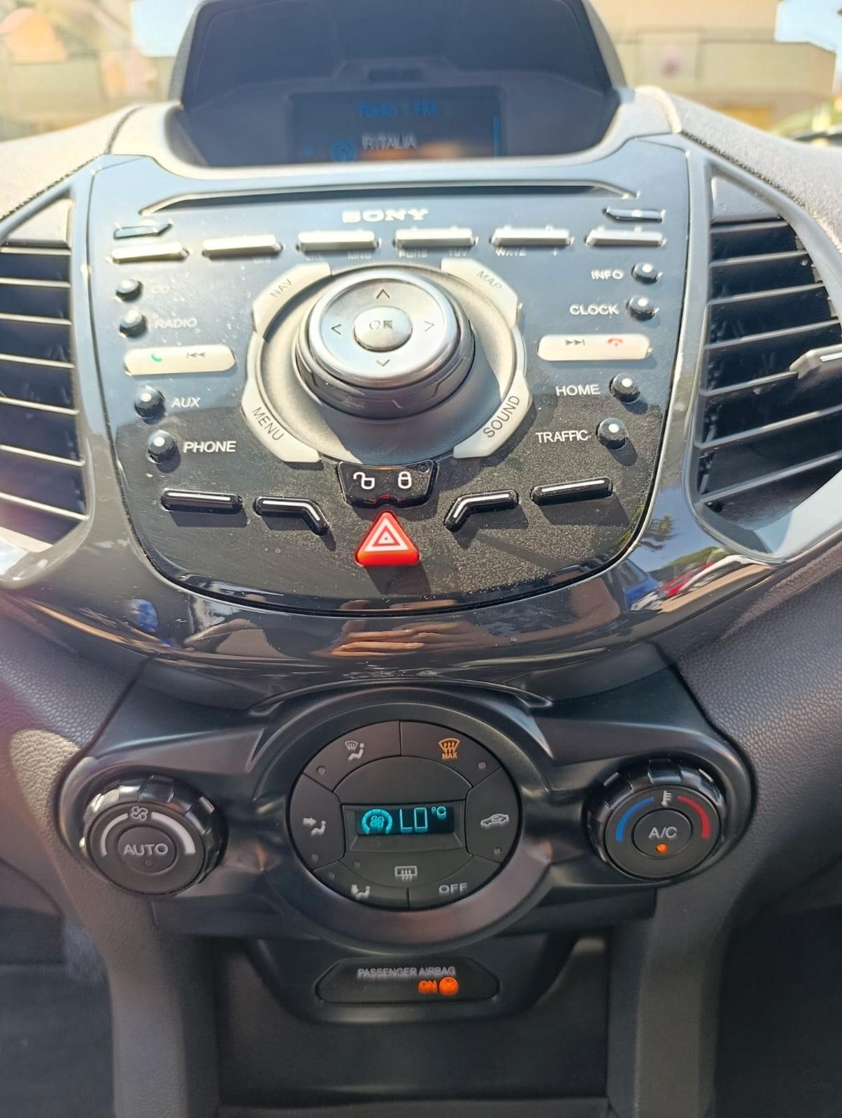 Ford EcoSport 1.5 TDCi Titanium 2016