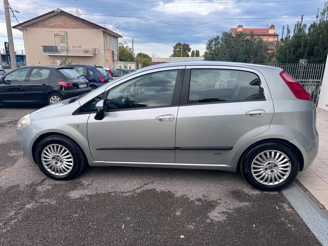 Fiat Grande Punto 1.3 MJT 75 CV 5 porte Active