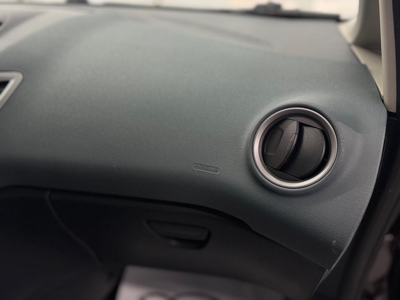 Ford Fiesta 1.2 82Cv Titanium