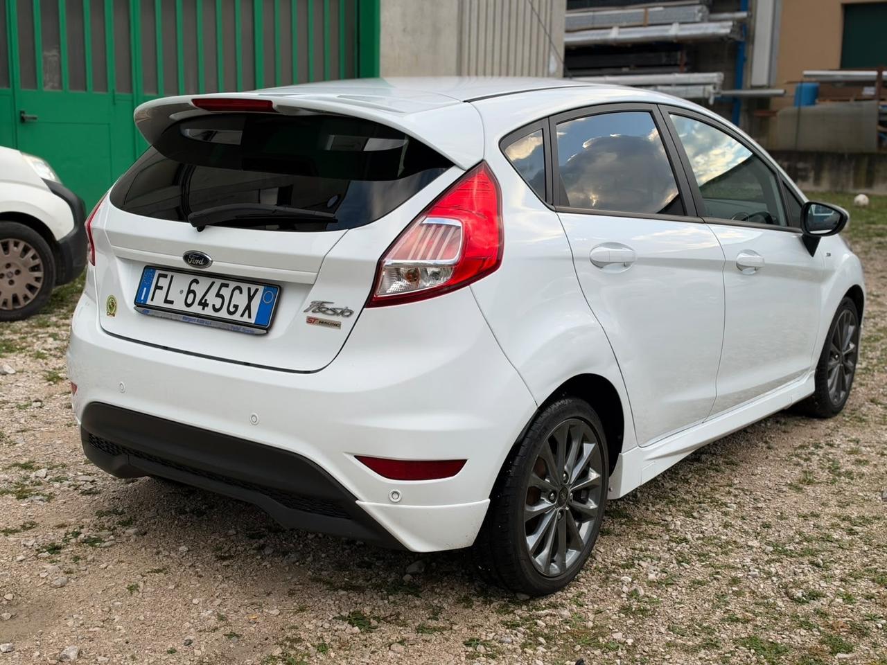 Ford Fiesta 1.5 TDCi ST-Line NEOPATENTATI