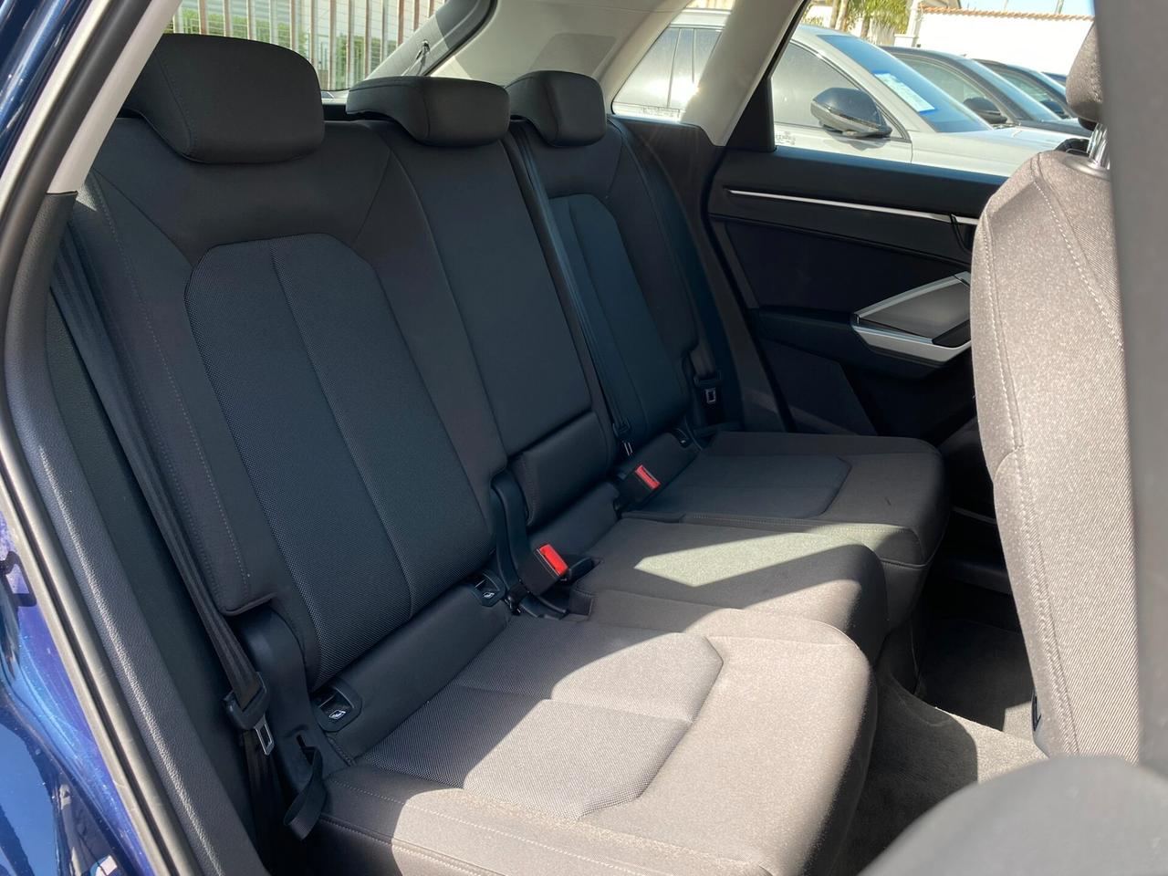 Audi Q3 Business 2.0 TDI 150CV S tronic 35