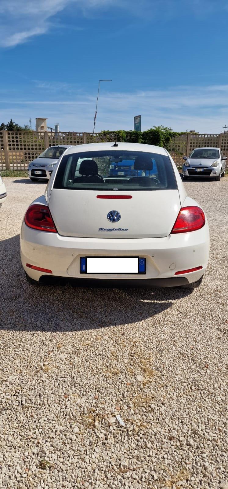 Volkswagen Maggiolino 1.6 TDI Design 2012