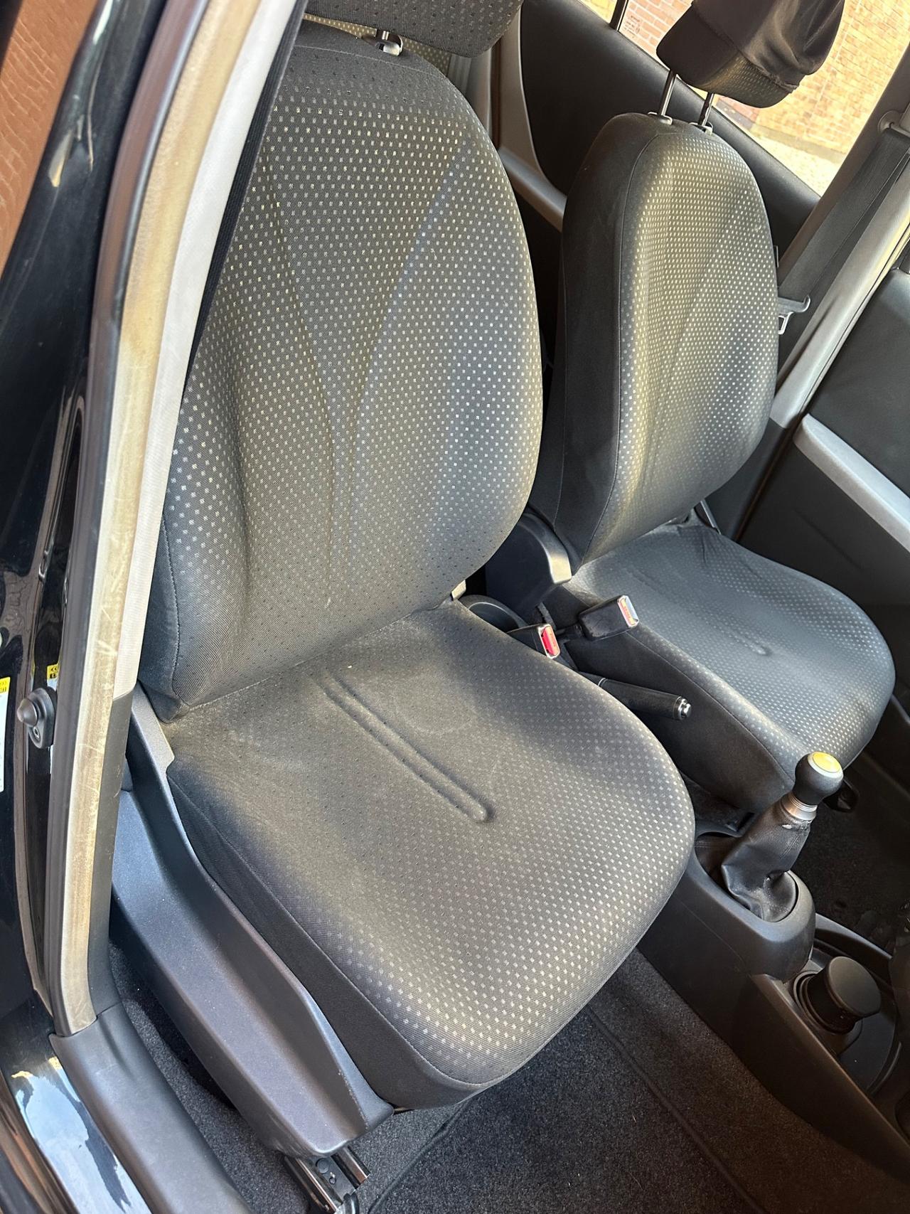 Toyota Yaris 1.0 5 porte Lounge