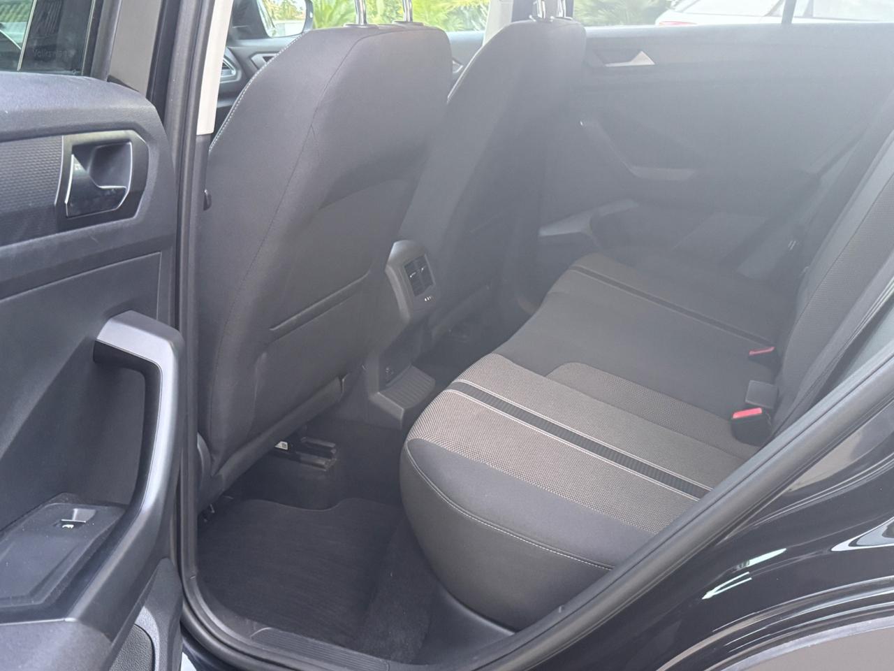 Volkswagen T-Roc 2.0 TDI SCR 150 CV DSG Business BlueMotion Technology