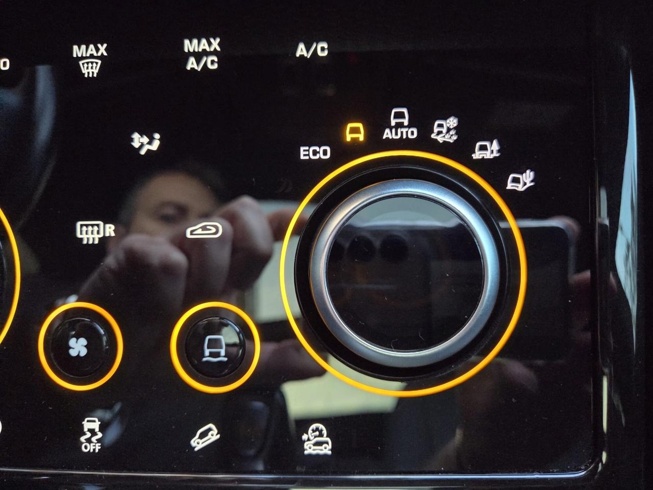 R.R. EVOQUE 2.0d I4 163CV AWD AUTO R-DYNAMIC+TETTO
