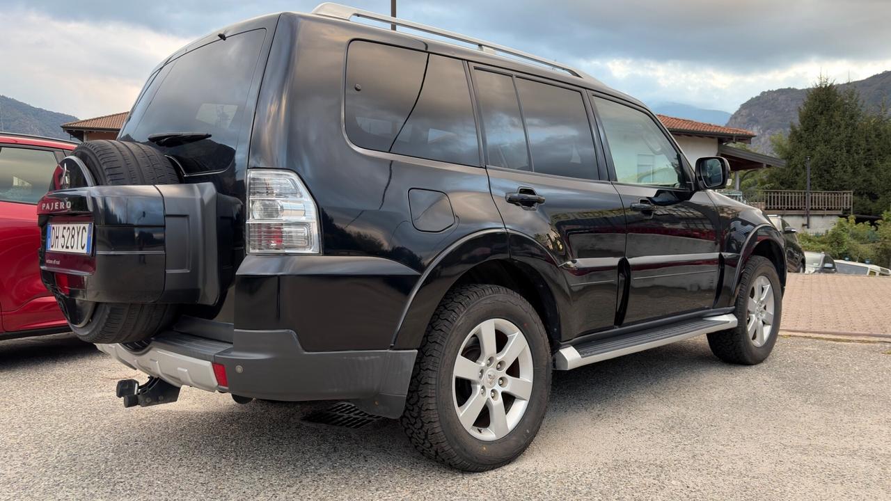 Mitsubishi Pajero 3.2 DI-D 16V 5p. Intense. UNICO PROPRIETARIO