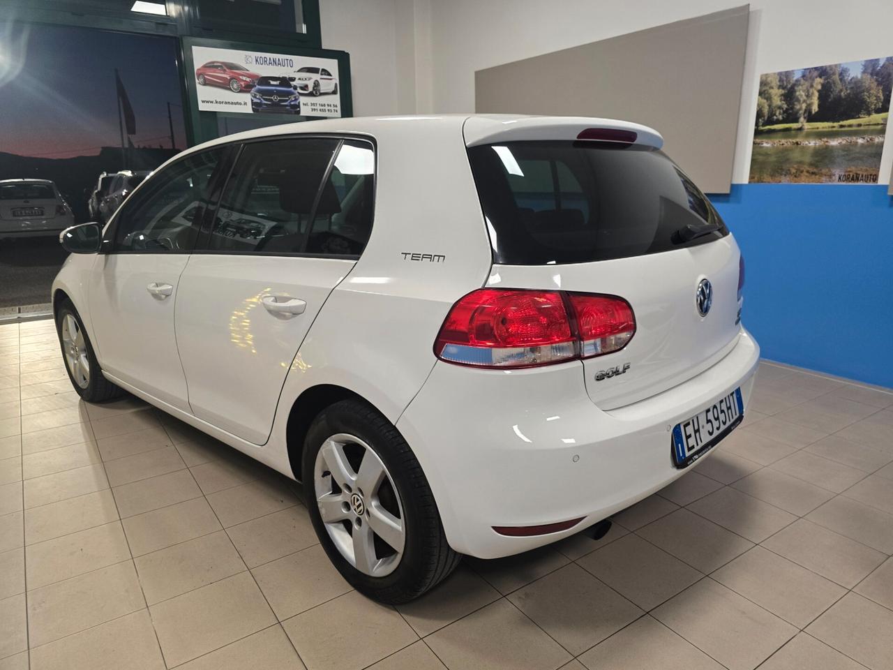 Volkswagen Golf 1.6 TDI DPF DSG 5p. Highline