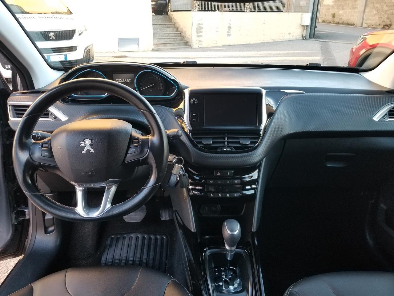 Peugeot 2008 BlueHDi 120 S&S Allure