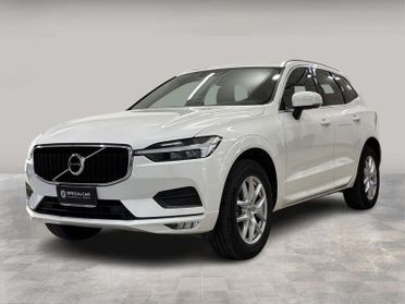 Volvo XC60 2.0 B4 Momentum AWD Geartronic