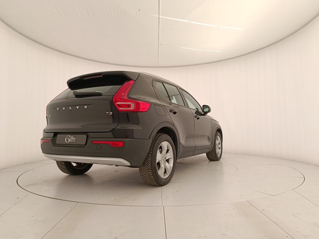 VOLVO XC40 1.5 t3 Momentum Pro 163cv auto my21