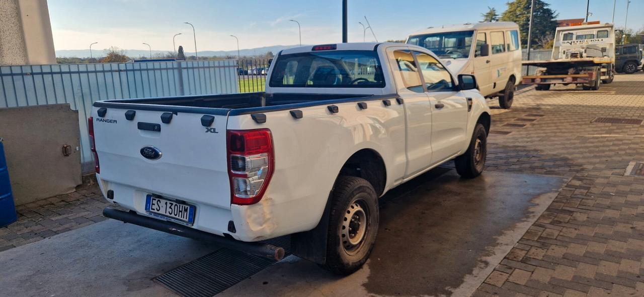 FORD RANGER 2,2 XLT 4 POSTI "problemi al motore"