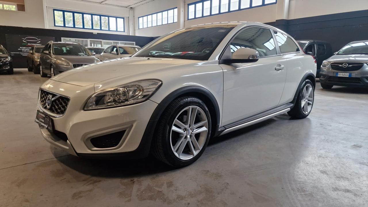 Volvo C30 1.6 D DRIVE SUMMUM