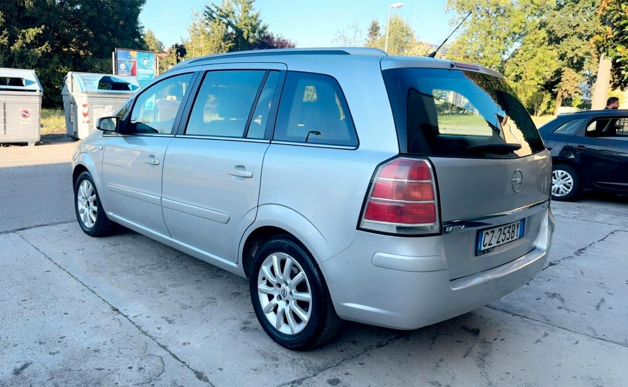Opel Zafira 1.9 CDTI 120CV Cosmo