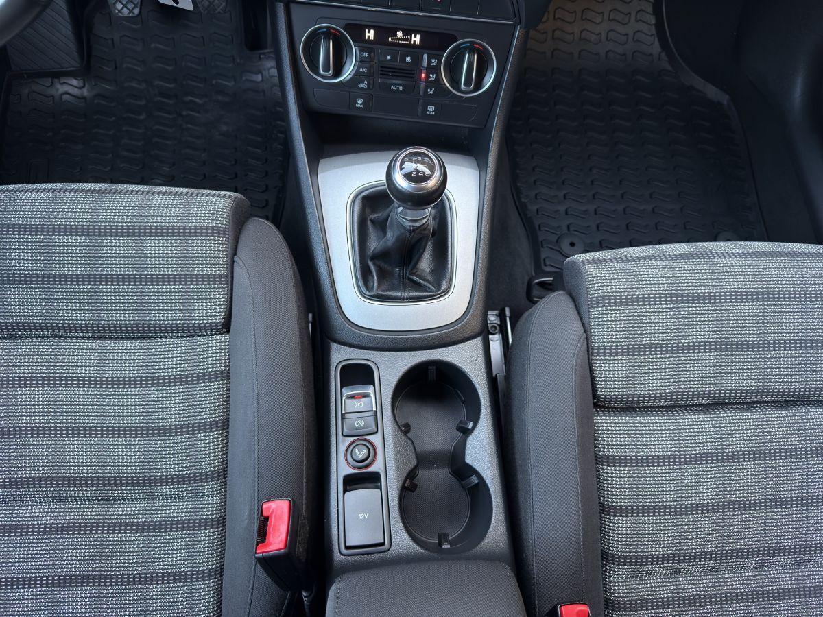 AUDI - Q3 - 2.0 TDI 150 CV Sport S LINE