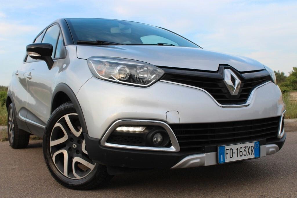 Renault Captur 1.5 dCi 90CV *PELLE *CAMERA