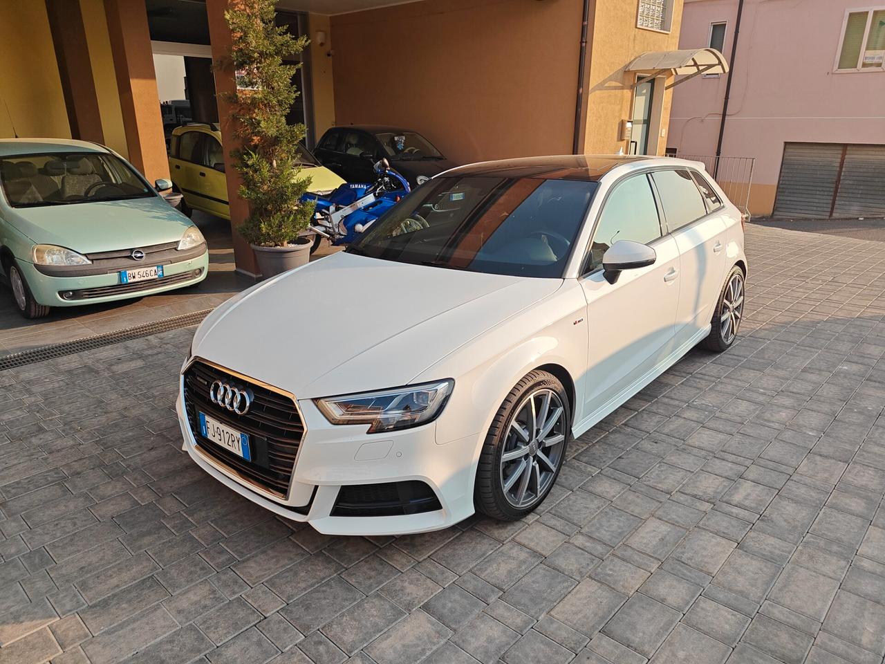Audi A3 SPB 2.0 TDI 184 CV quattro S tronic Sport