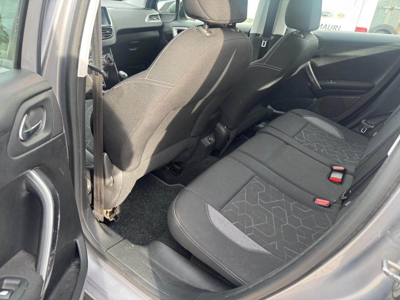 Peugeot 2008 PureTech 82 Allure