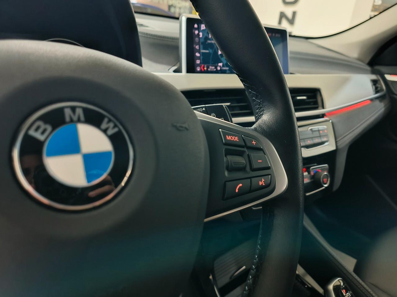 Bmw X2 sDrive18d Business-X