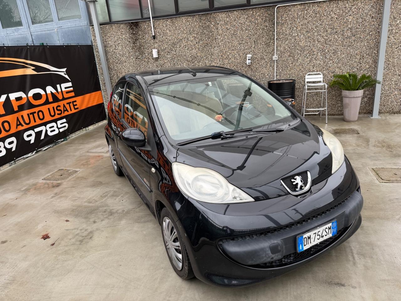 Peugeot 107 1.0 benzina euro4 68CV neopatentati