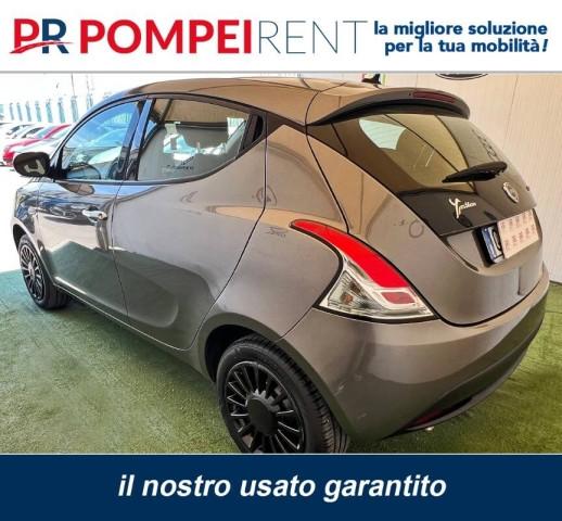 Lancia Ypsilon III 1.0 firefly hybrid Silver s&s 70cv