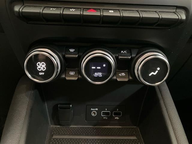 RENAULT Captur 1.6 E-TECH Plug-in Hybrid 160cv Intens Auto