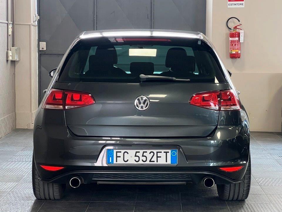 Volkswagen Golf GTI Performance 2.0 TSI DSG 5p