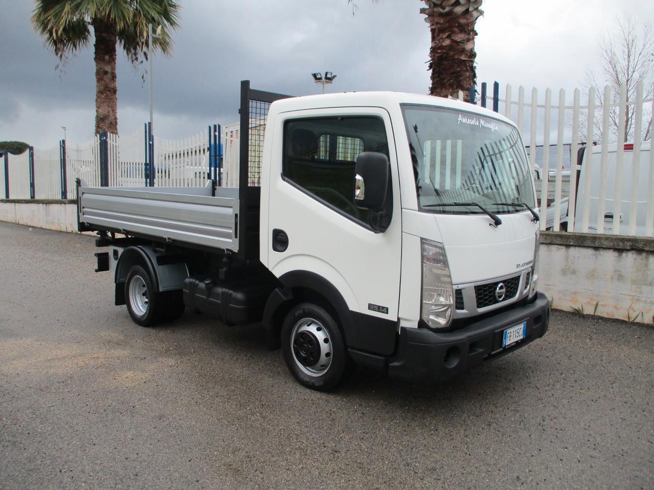 Nissan Cabstar NT 400 35-14 2.5 140CV E5 RIBALTABILE TRILATERALE