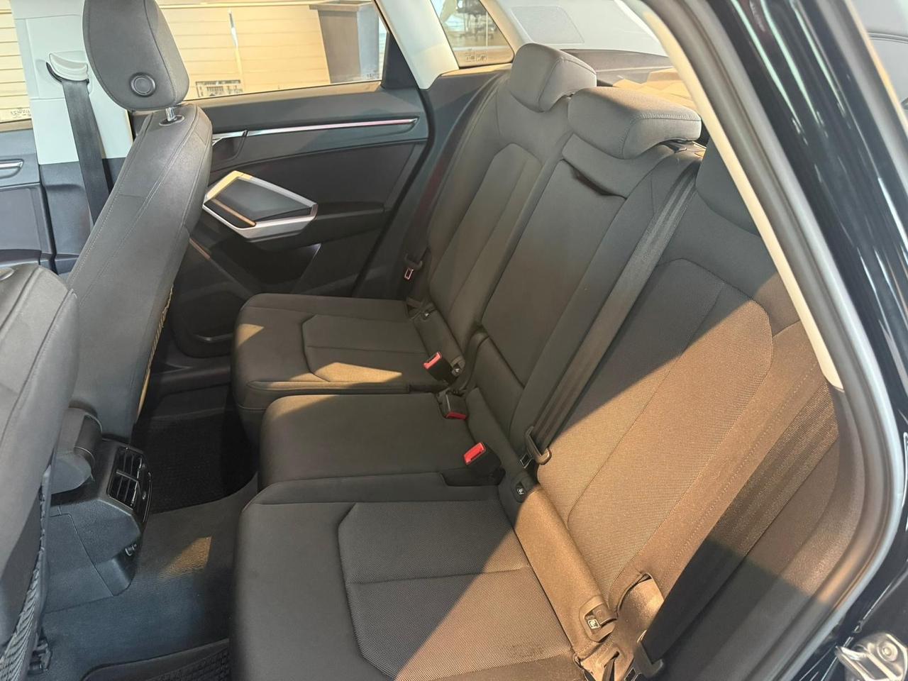 Audi Q3 35 TDI S tronic Business