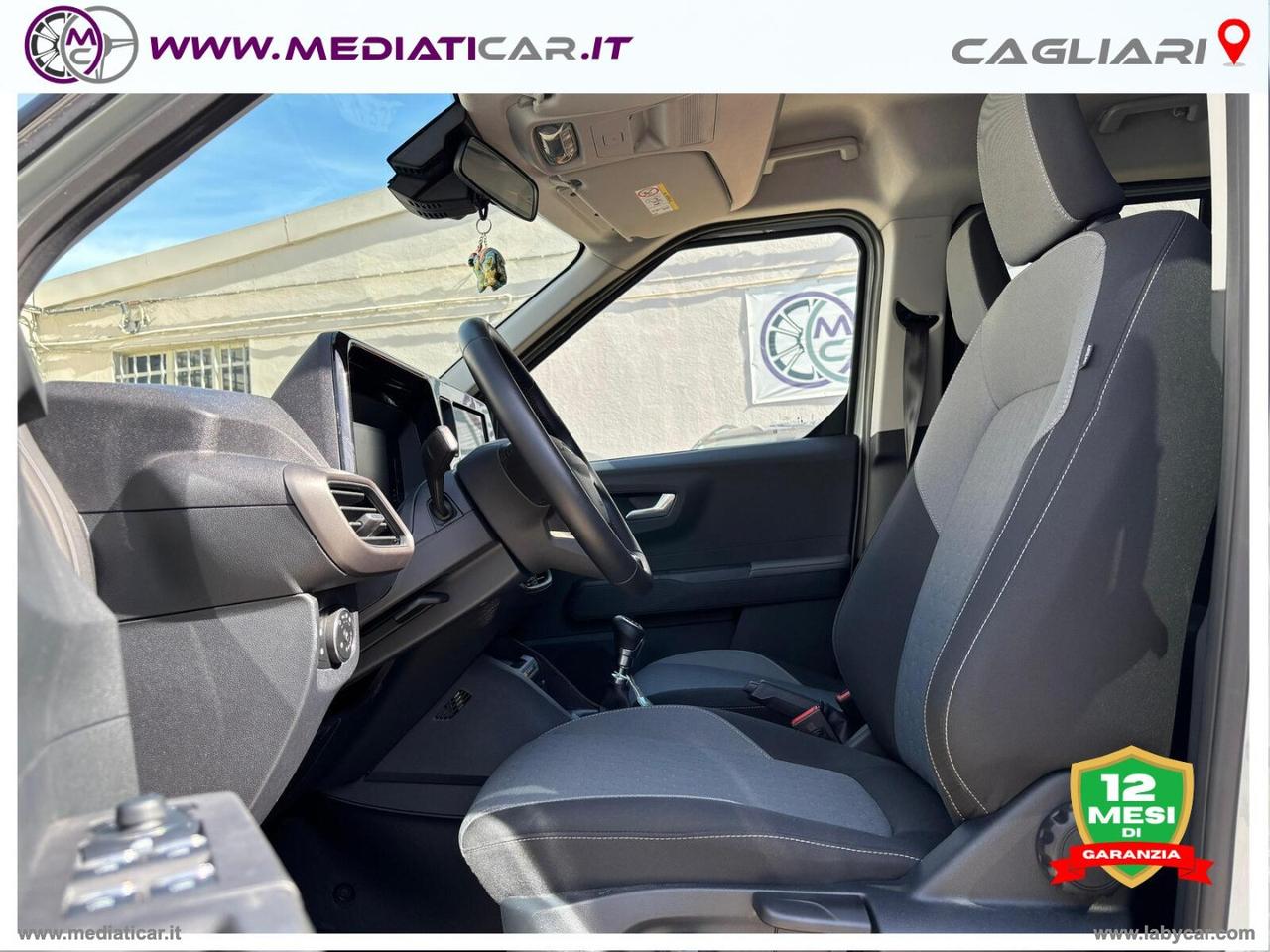 FORD Tourneo Courier 1.0 EcoBoost Titanium