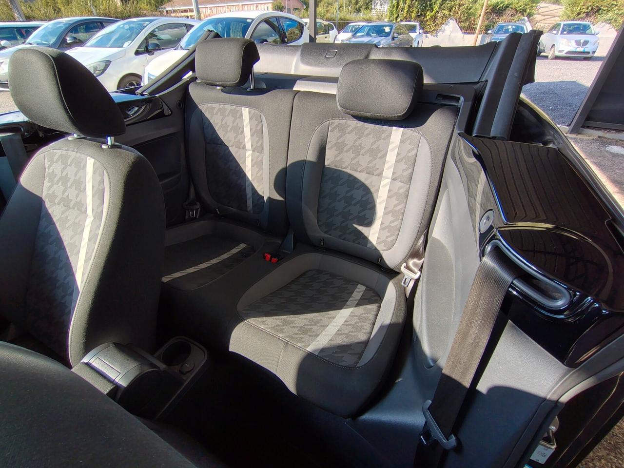 Volkswagen Maggiolino Cabrio 1.2 TSI Design BlueMotion Technology