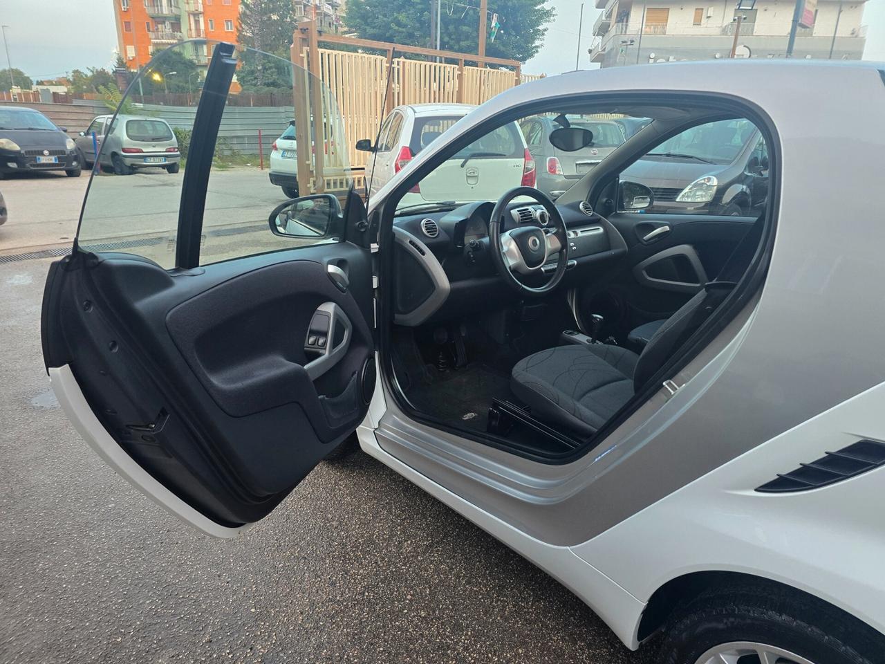 Smart ForTwo 1000 52 kW MHD coupé passion