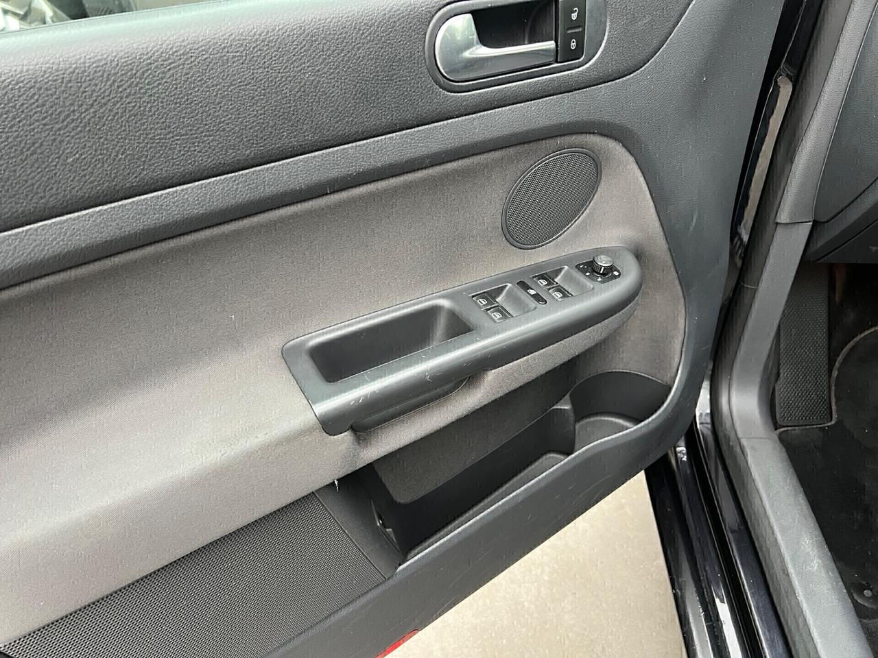 Volkswagen Golf Plus Golf Plus 2.0 TDI DPF Sportline
