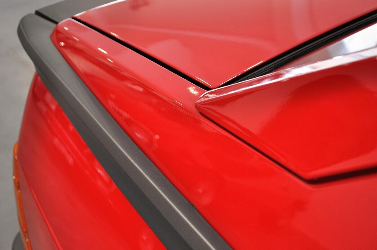 Alfa Romeo 75 2.0i Twin Spark Prima serie Rosso CRS