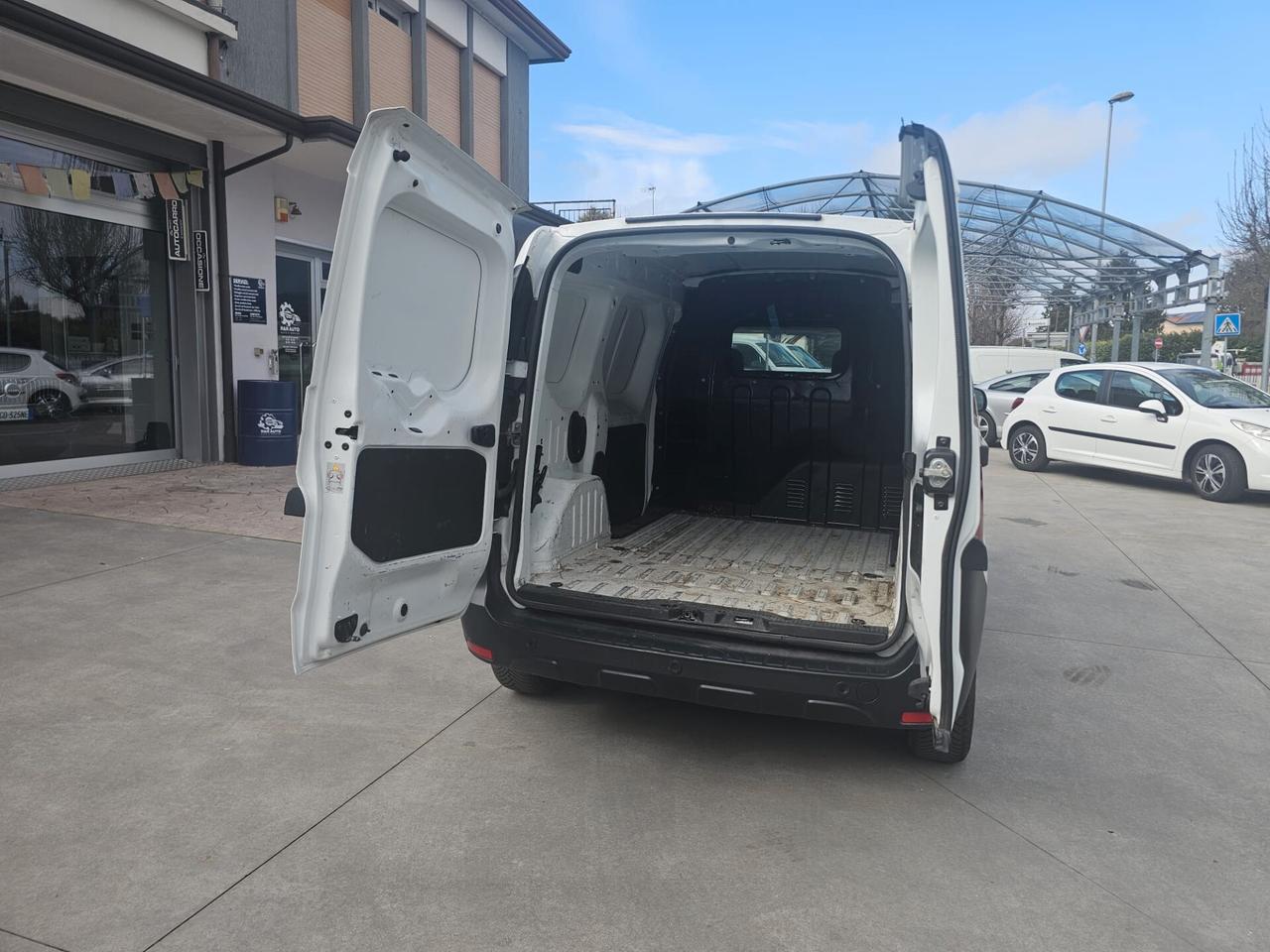 DACIA DOKKER / 2012 / 4P / VETT. FURGONATA DOKKER VAN 1.6 GPL SeS