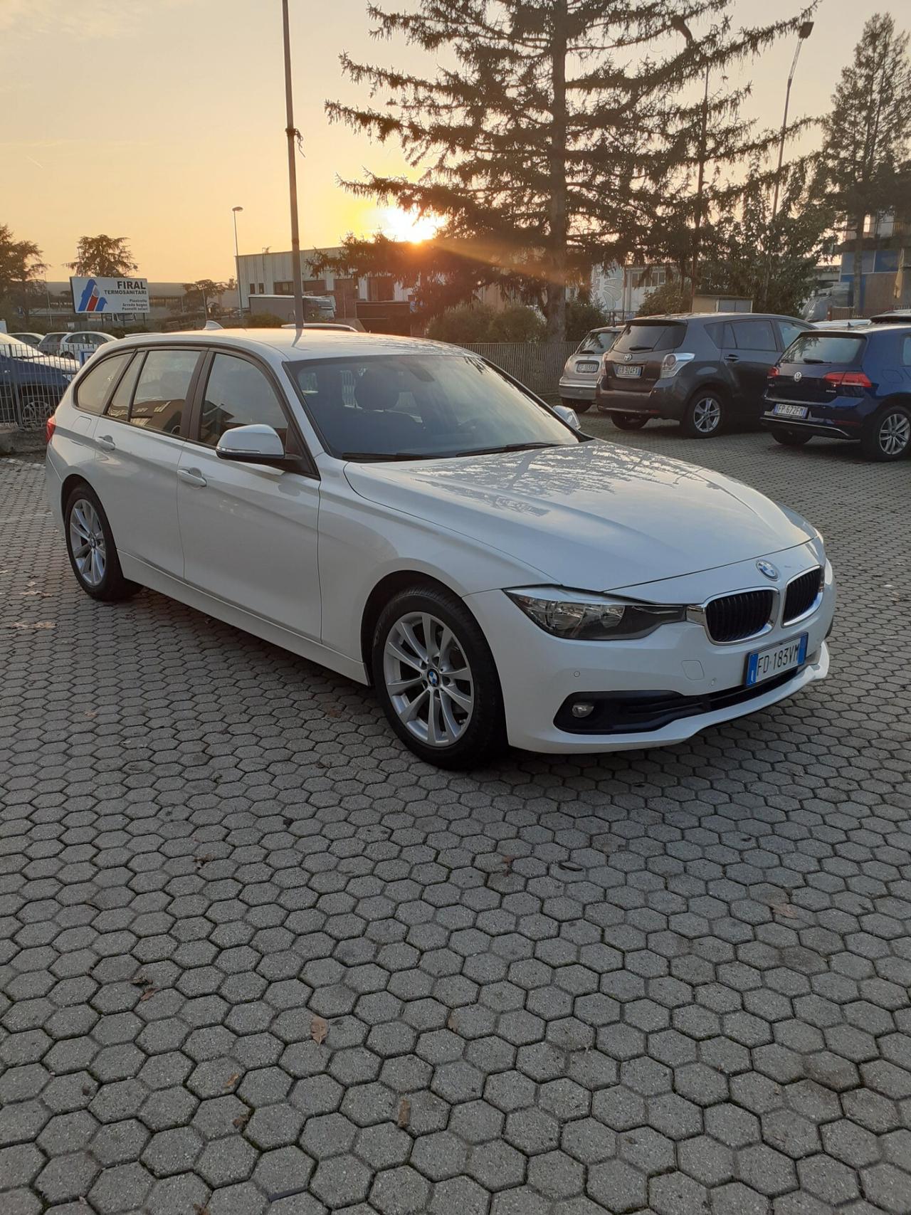 Bmw 318 318d Touring Luxury