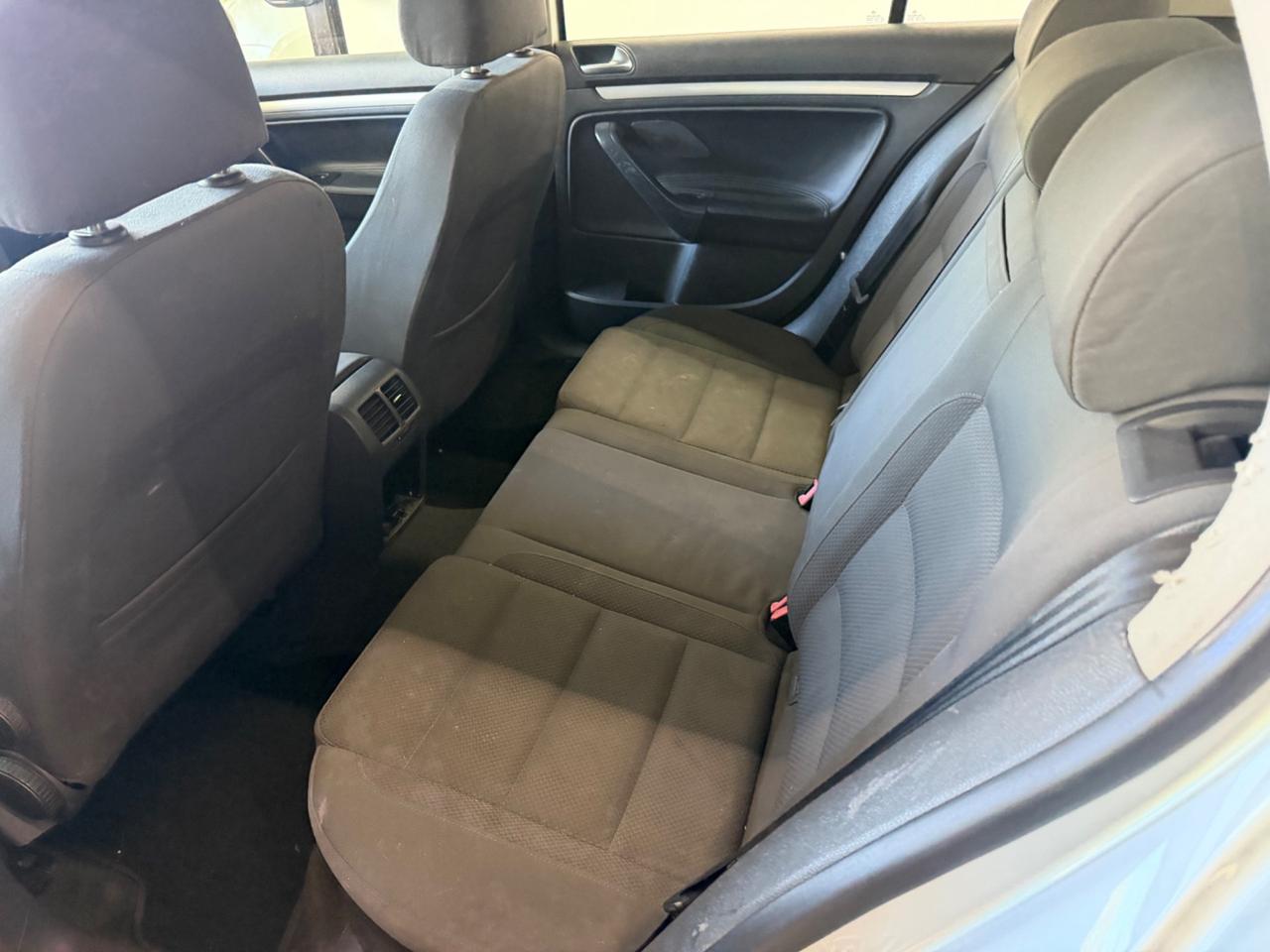 Volkswagen Golf 2.0 TDI DPF 4mot. 5p. Sportline