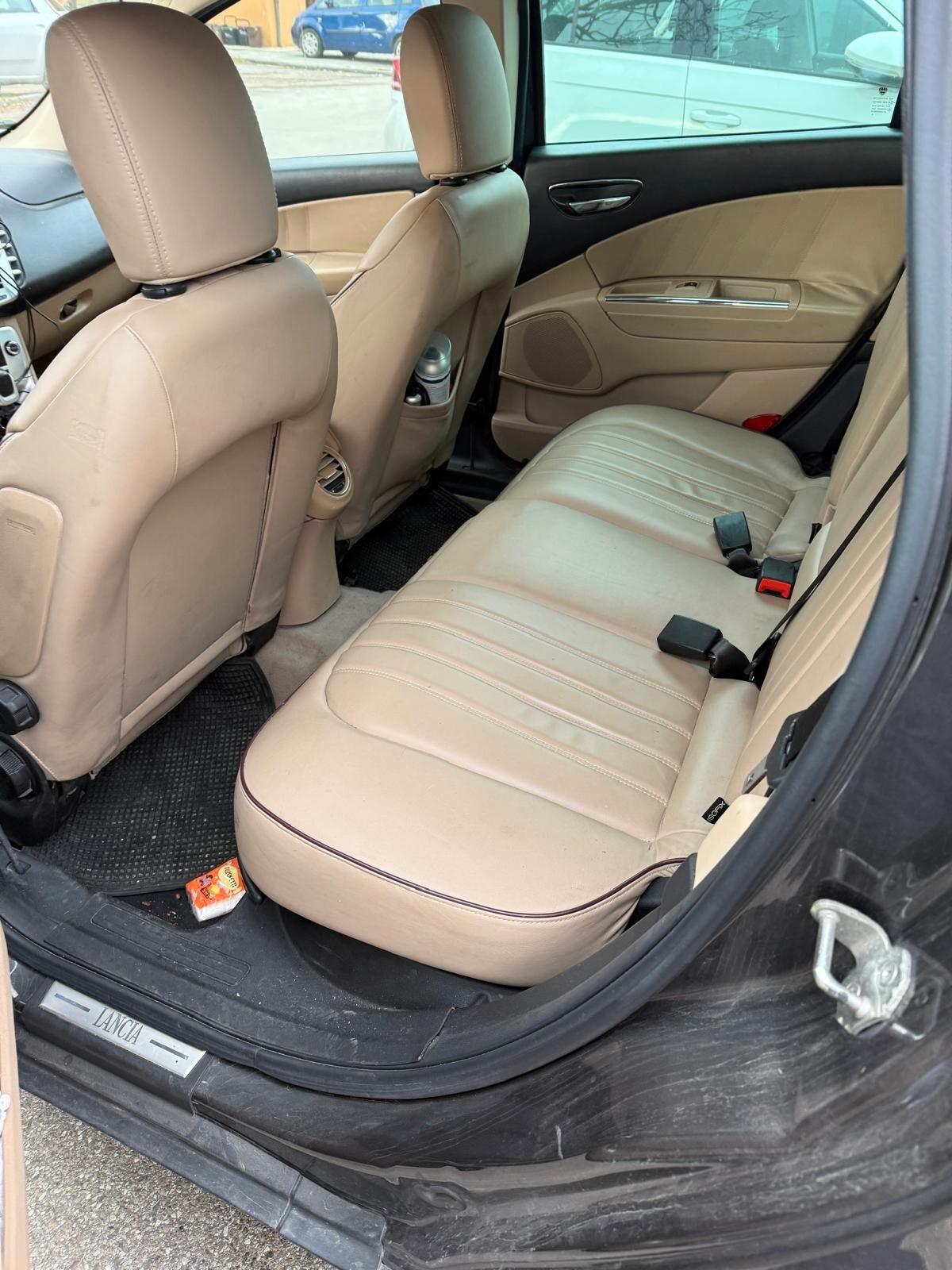 Lancia Delta 1.6 MJT DPF Platino