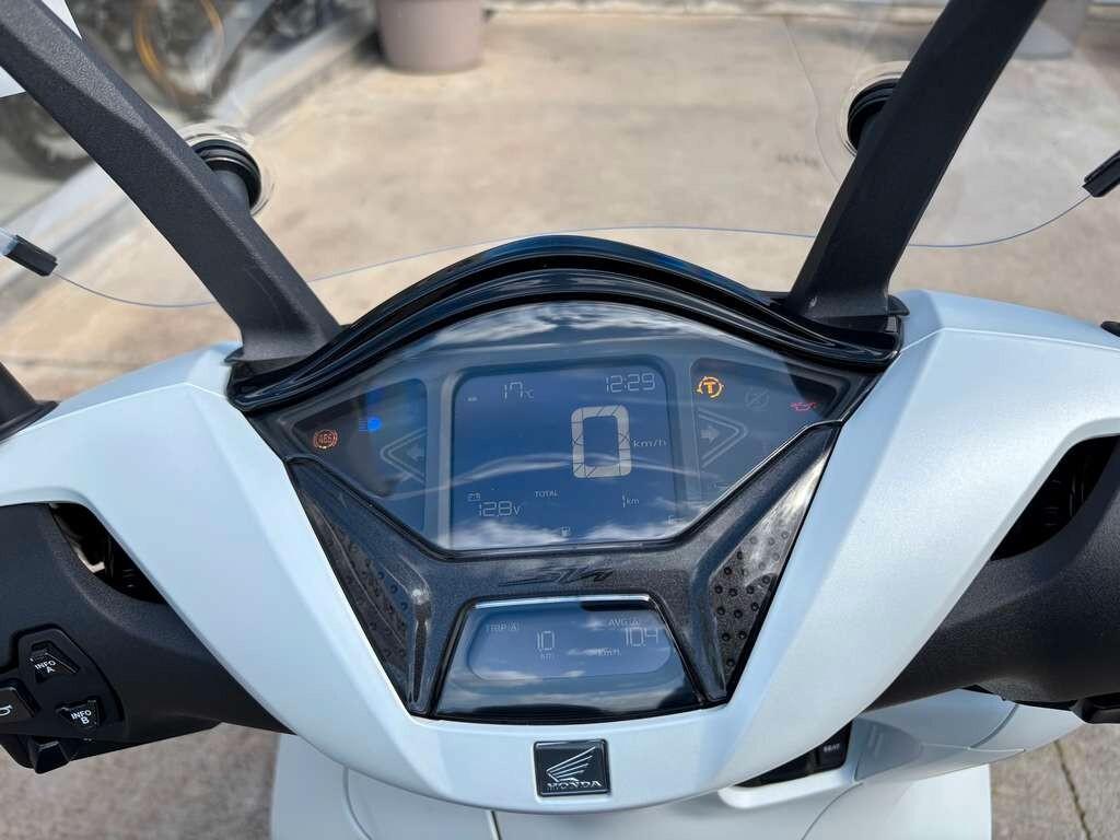 Honda SH 350 Nuovo pronto consegna Tuo a solo 65 Euro al mese