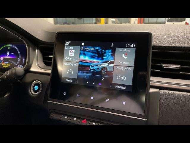 Renault Captur 1.6 E-TECH Hybrid Intens Auto 145cv