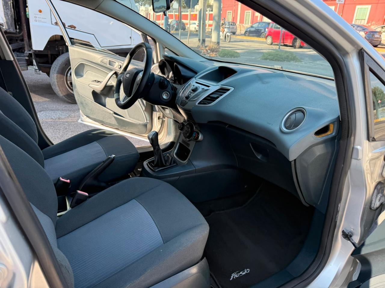 Ford Fiesta 1.4 TDCi 5p. Titanium 2011
