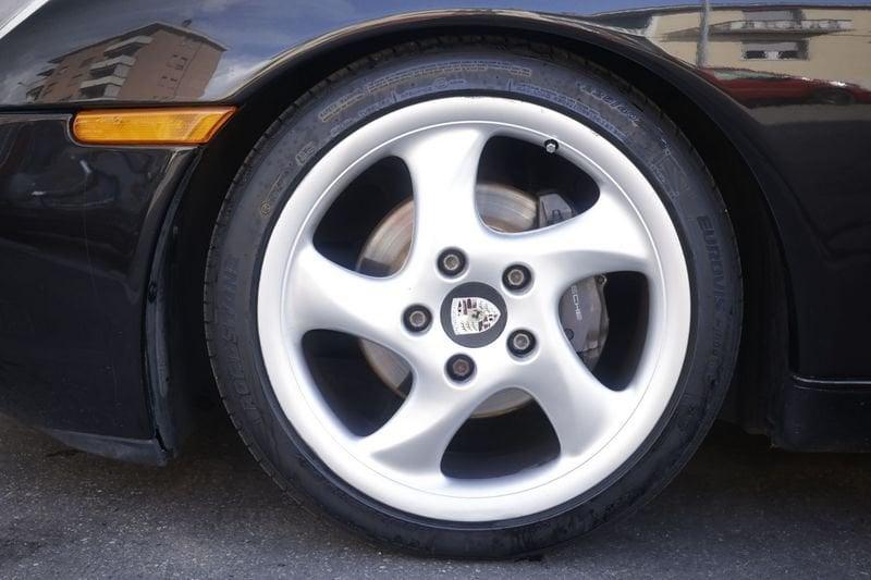 Porsche Boxster Porsche Boxster 2.7i 24V cat 162KW ANNO 2001