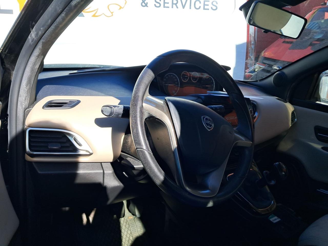 Lancia Ypsilon 1.2 GPL 5p Incidentata