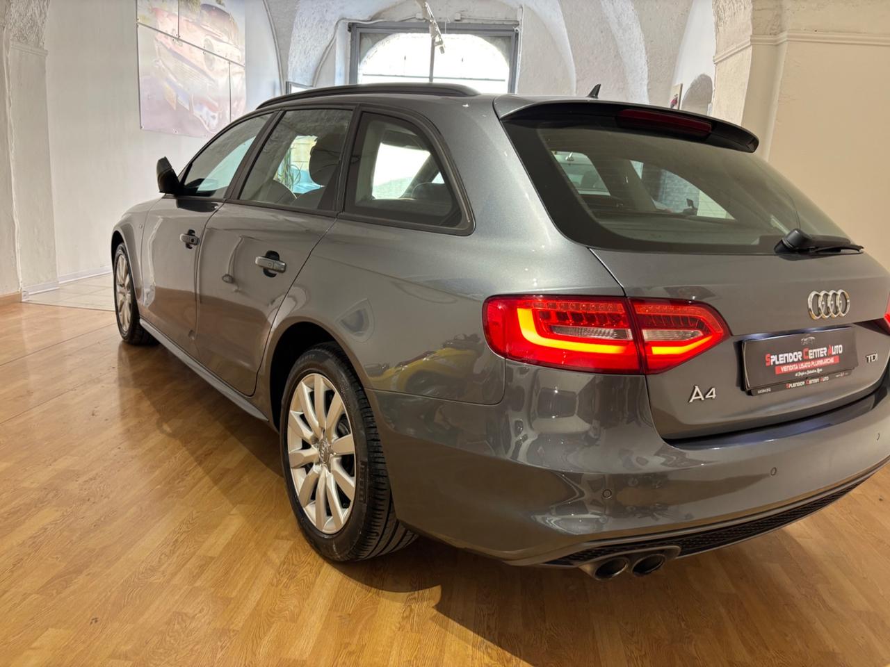 Audi A4 Avant 2.0 TDI 120cv s-line exterior