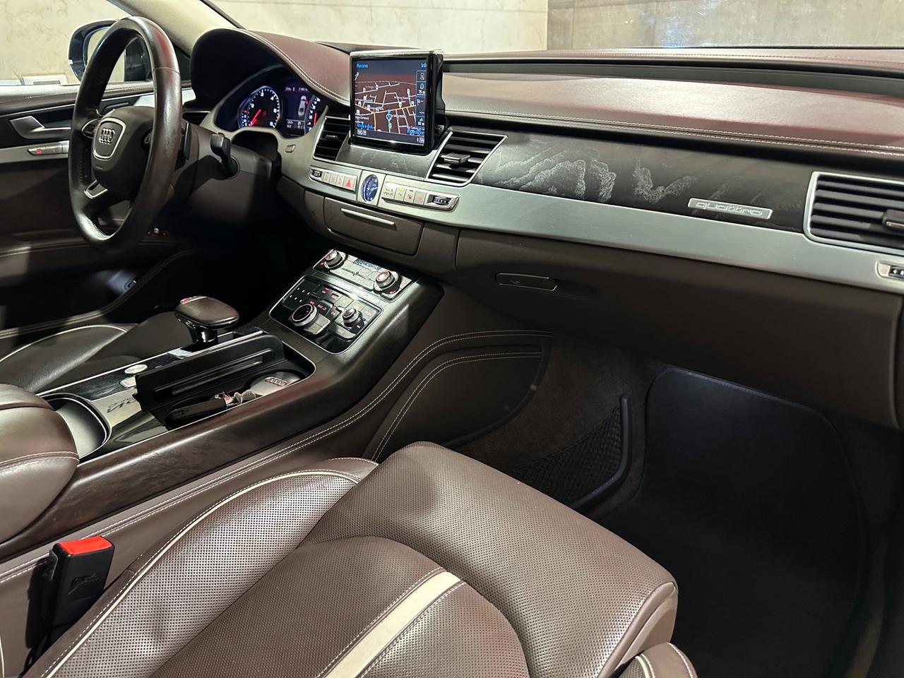 Audi A8 3.0 TDI 262 CV ultra quattro tiptronic