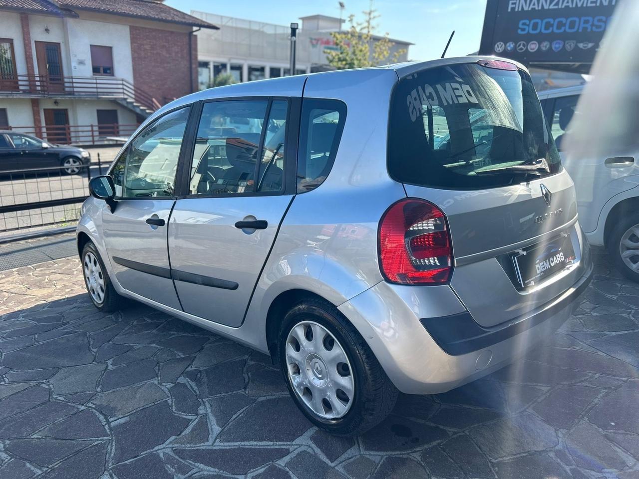 Renault Modus 1.5 dCi 85CV Dynamique