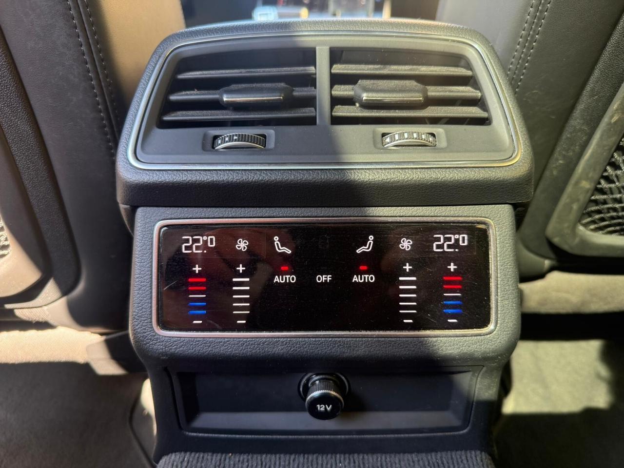 Audi A6 Avant 40 2.0 TDI S tronic Business Design Tetto Panoramico Pelle Totale