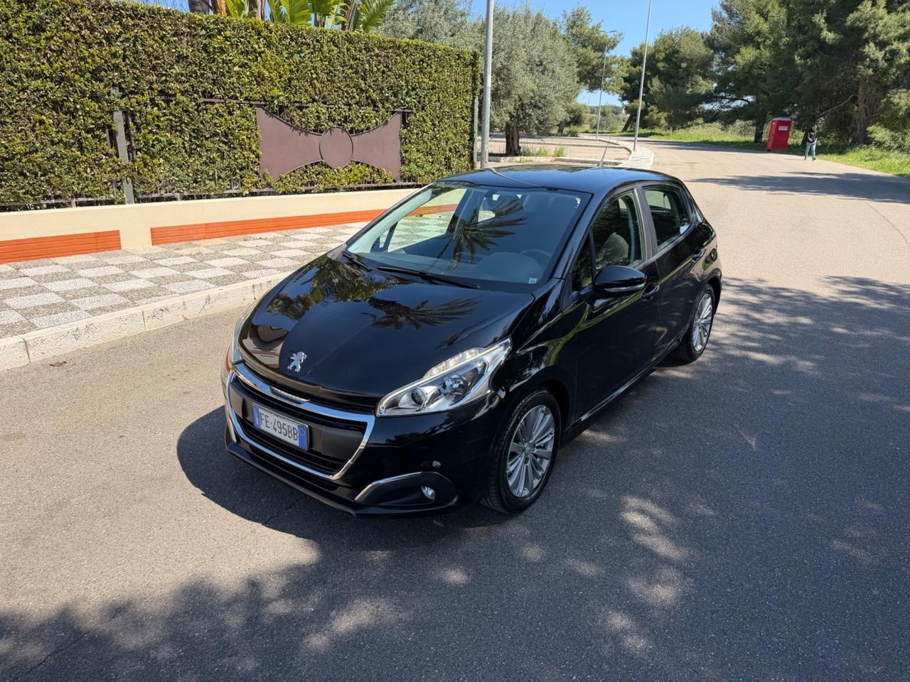 Peugeot 208 BlueHDi 75 5 porte Allure