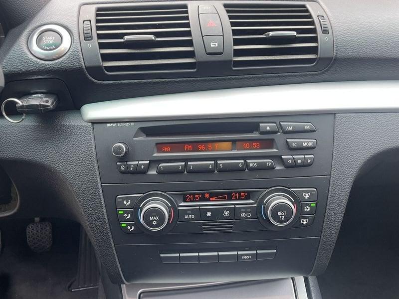 BMW Serie 1 116 eletta 5 porte IDONEA NEOPATENTATI