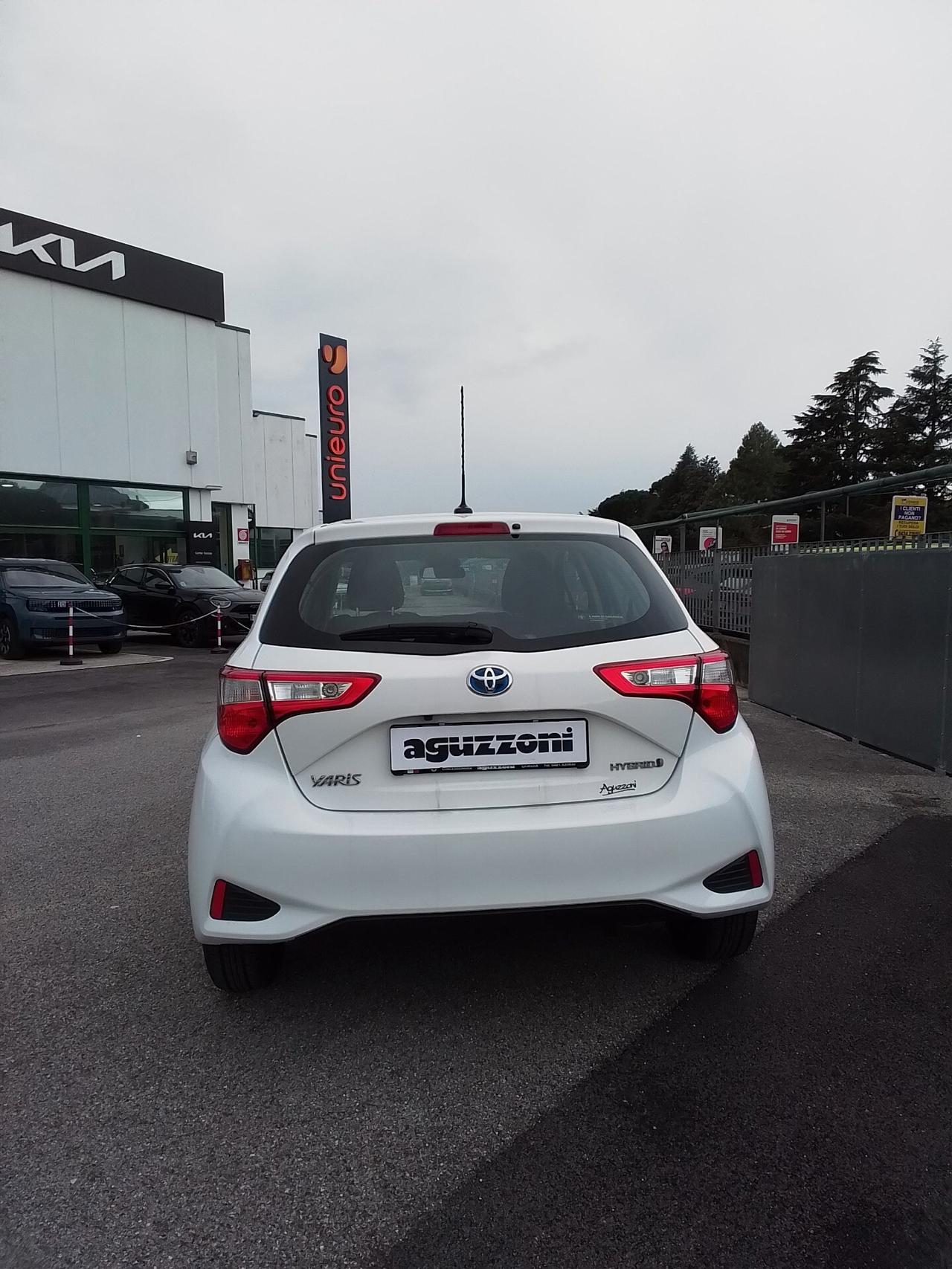 Toyota Yaris 1.5 Hybrid 5 porte Business